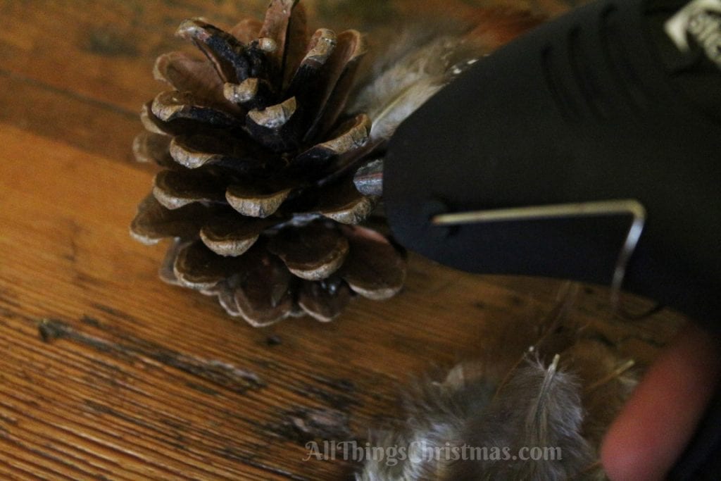 Kids Christmas Craft: Pine Cone Owl